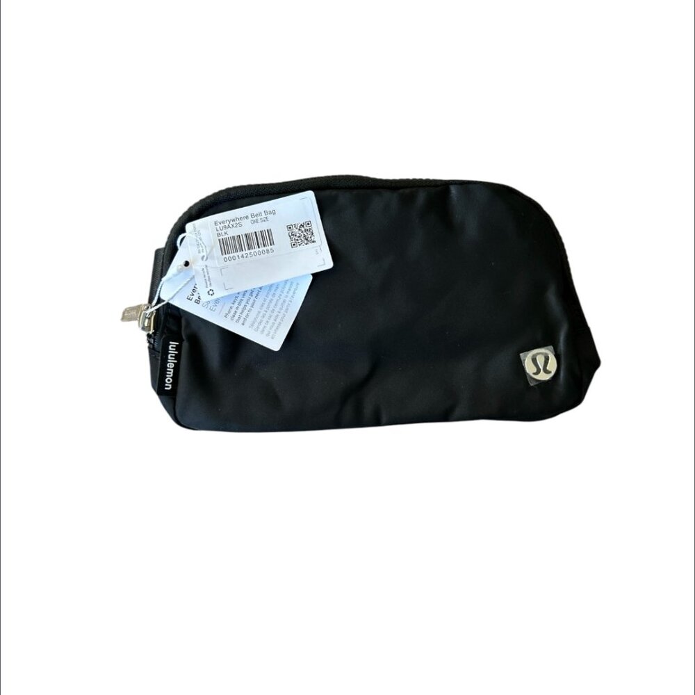 Lululemon - Everywhere Belt Bag 1L Black -- NWT